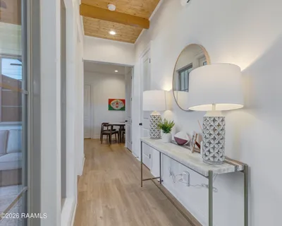 $379,000 | 114 North Beadle Road, Lafayette, LA 70508