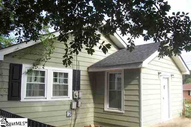 611 Looperville Road Piedmont, SC 29673 - Photo 3 of 25 Gallery Image 3