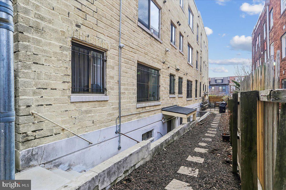 1437 Spring Road Northwest, Unit B1 Washington, DC 20010 - Photo 13 of 20 Private outdoor space w/ patio space & grill