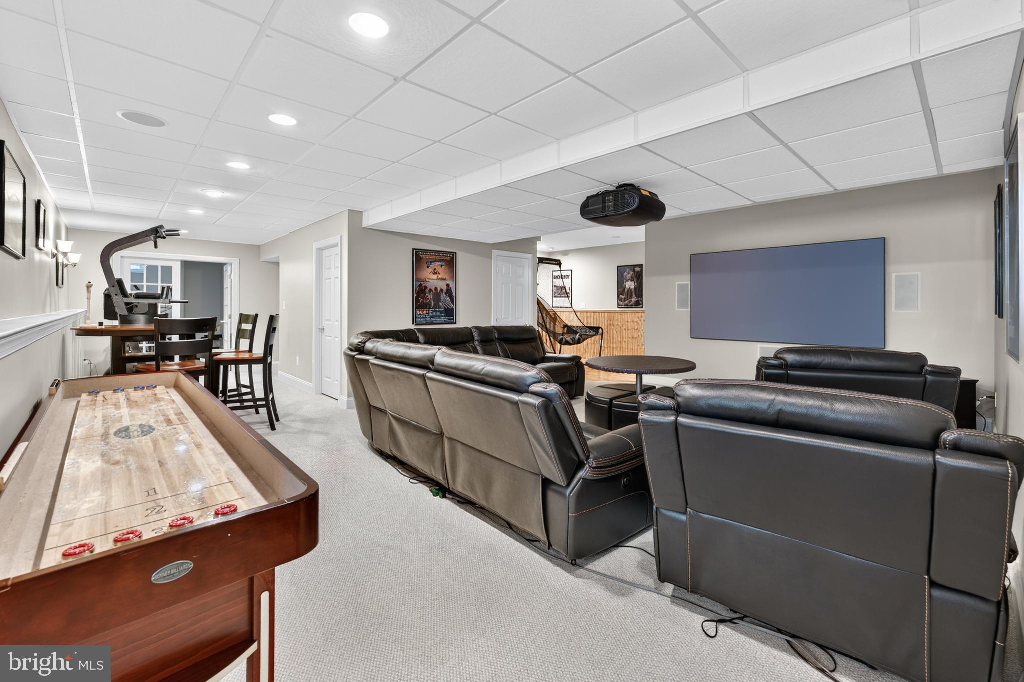 712 Rachael Drive Mickleton, NJ 08056 - Photo 37 of 67 Rec room w/eating area!