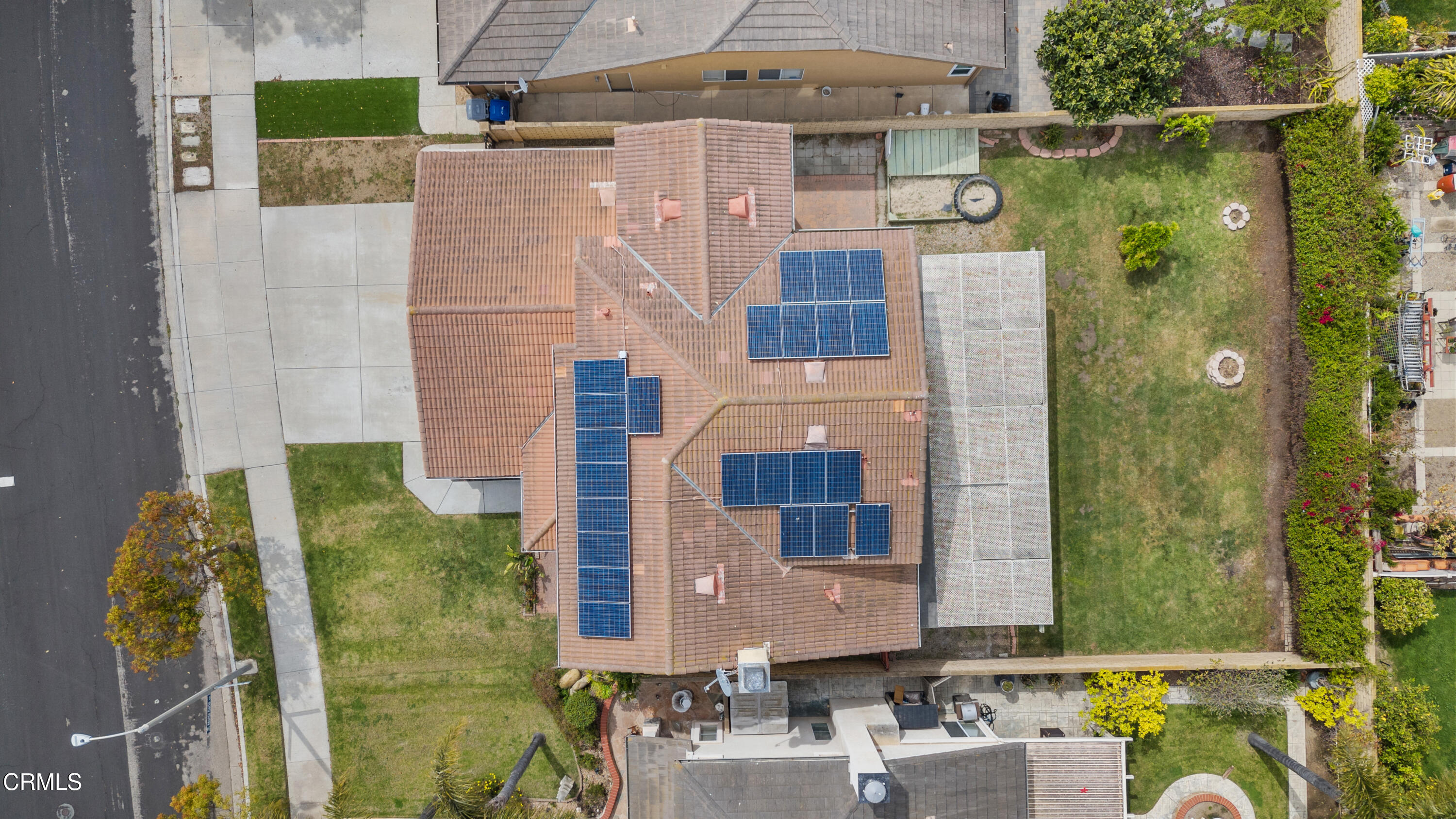 3543 Monte Carlo Drive Oxnard, CA 93035 - Photo 34 of 36 a bathroom with a shower and a mirror