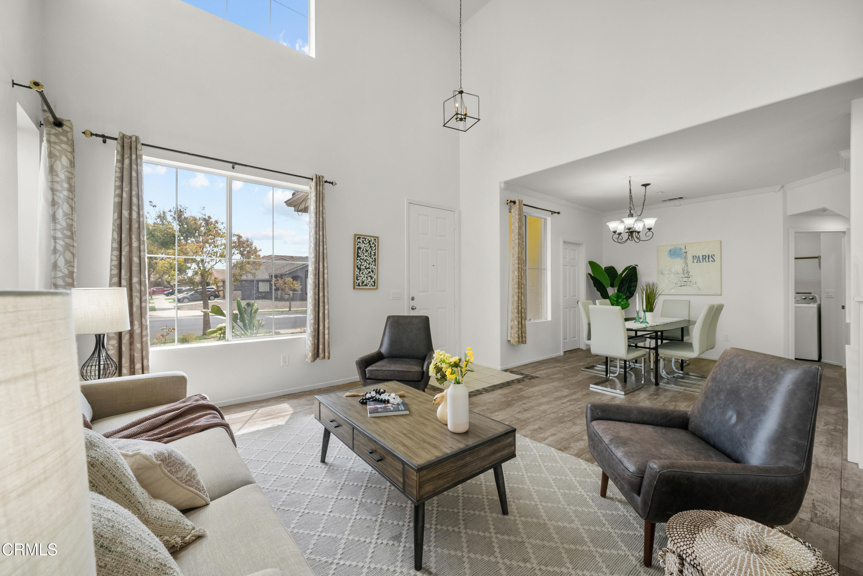 3543 Monte Carlo Drive Oxnard, CA 93035 - Photo 5 of 36 a living room with furniture and a window