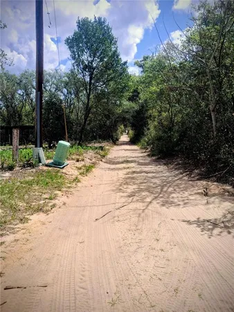 $157,000 | 20881 Southeast 142nd Place, Umatilla, FL 32784