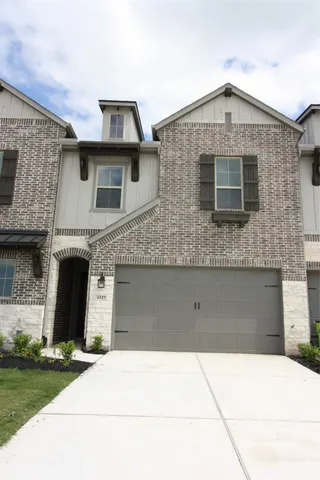 $2,750 | 6527 Scarlet Pond Lane, Fulshear, TX 77441