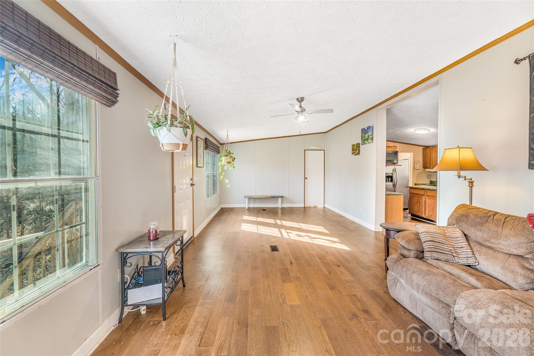 140 Crows Nest Road Hendersonville, NC 28791 - Photo 12 of 37 Gallery Image 12