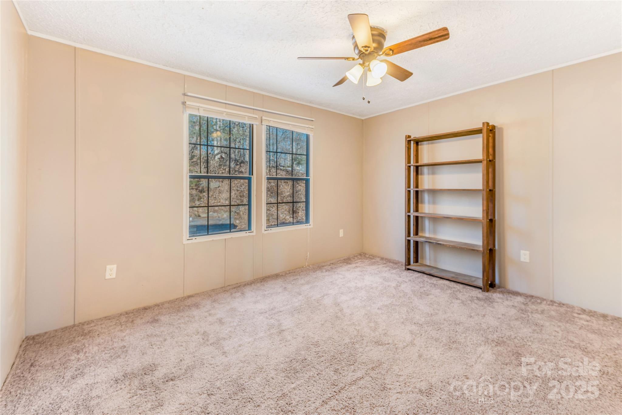 140 Crows Nest Road Hendersonville, NC 28791 - Photo 24 of 38