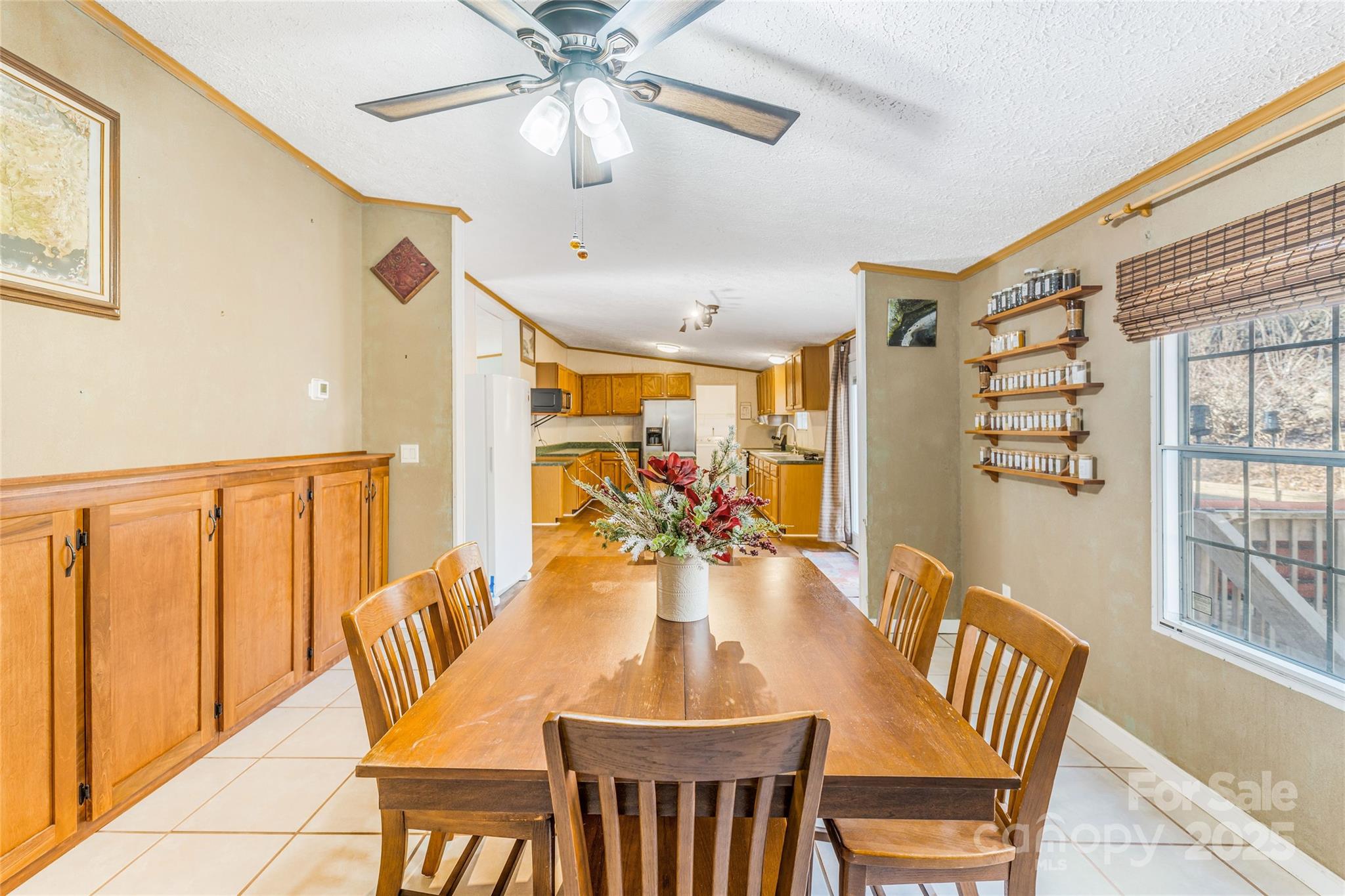 140 Crows Nest Road Hendersonville, NC 28791 - Photo 7 of 38