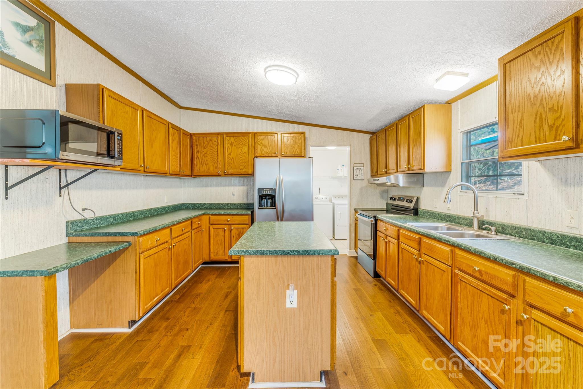 140 Crows Nest Road Hendersonville, NC 28791 - Photo 9 of 38