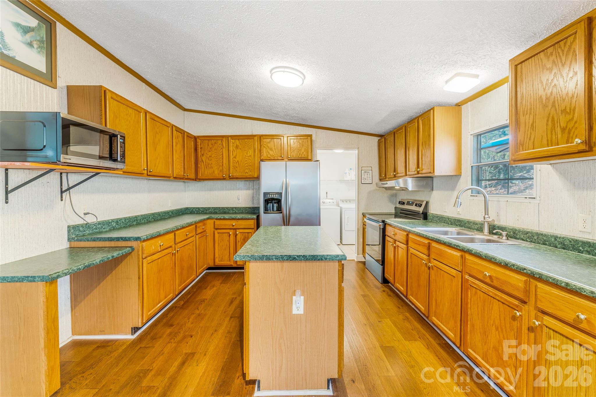 140 Crows Nest Road Hendersonville, NC 28791 - Photo 10 of 37 Gallery Image 10
