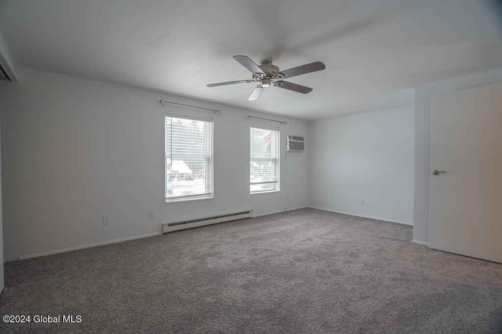 80 Thimbleberry Road Malta, NY 12020 - Photo 20 of 32 DSC06604-2