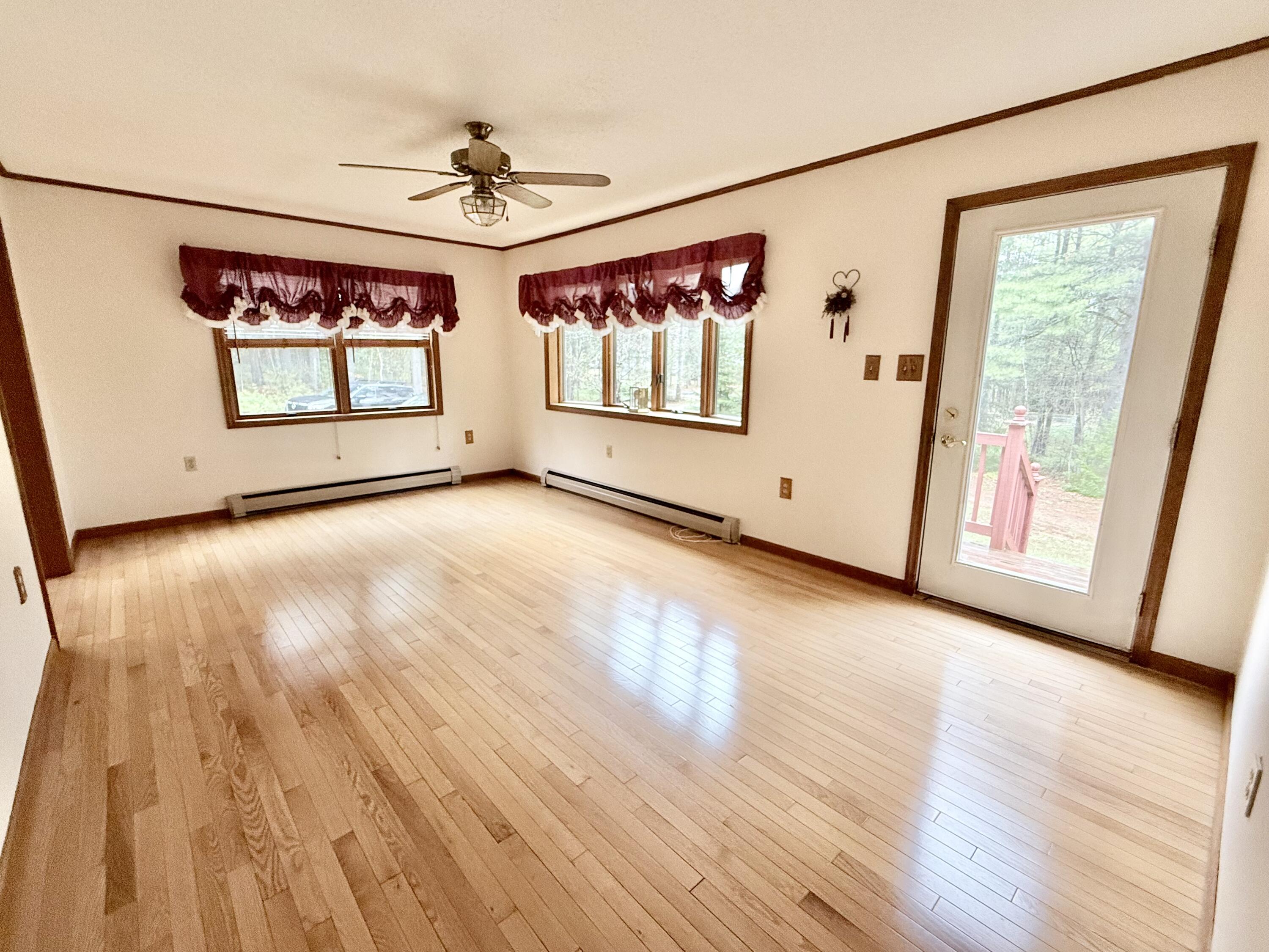 309 Turner Road Morrisonville, NY 12962 - Photo 8 of 20