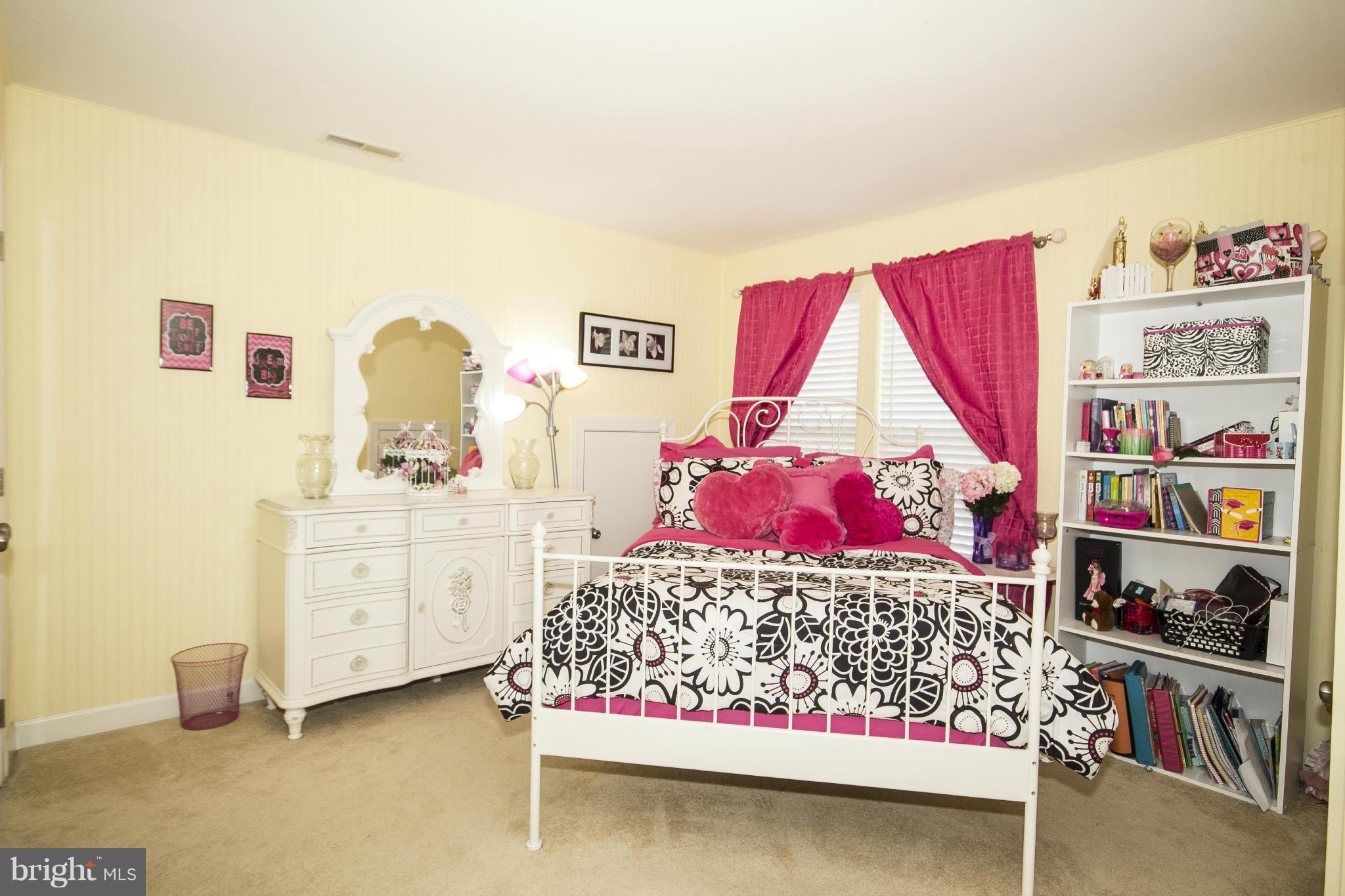 9512 Cross Road Perry Hall, MD 21128 - Photo 20 of 30 Bedroom