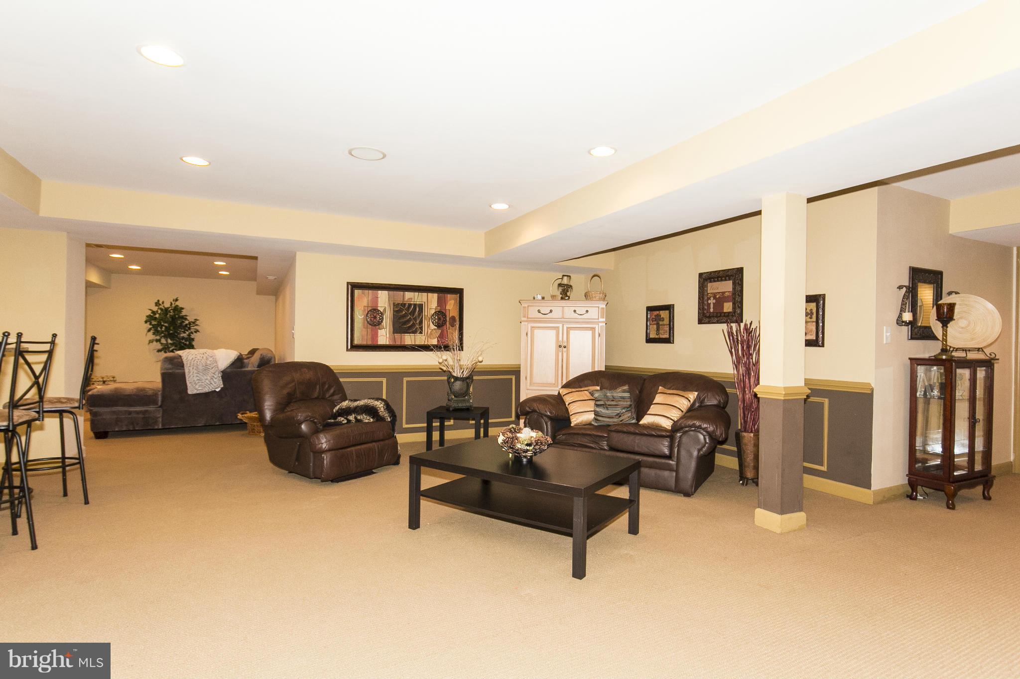 9512 Cross Road Perry Hall, MD 21128 - Photo 23 of 30 Family Room