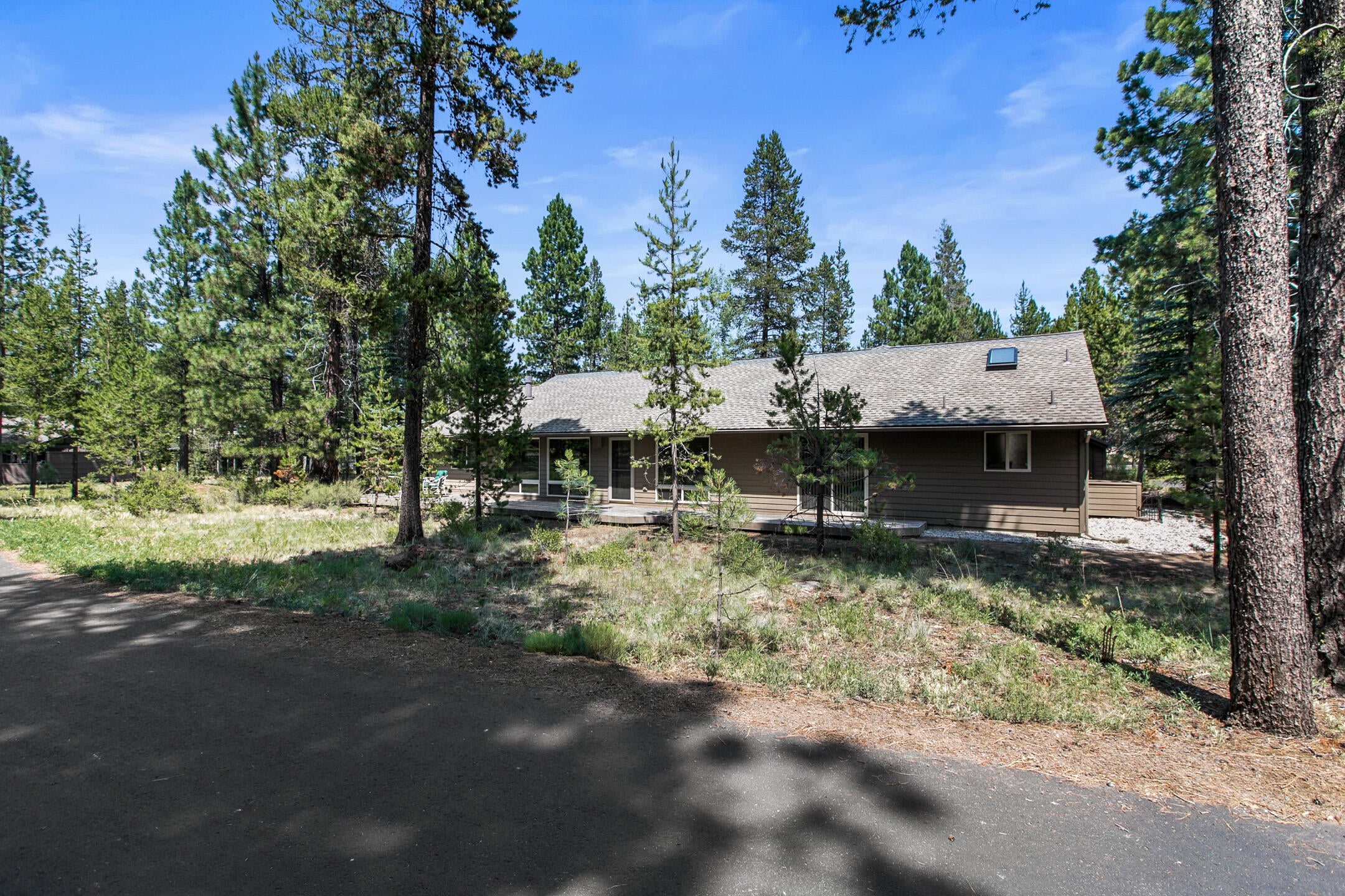 18139 Rager Mountain Lane Sunriver, OR 97707 - Photo 33 of 37 2021_07_12_8_rager_mountain_sr-6