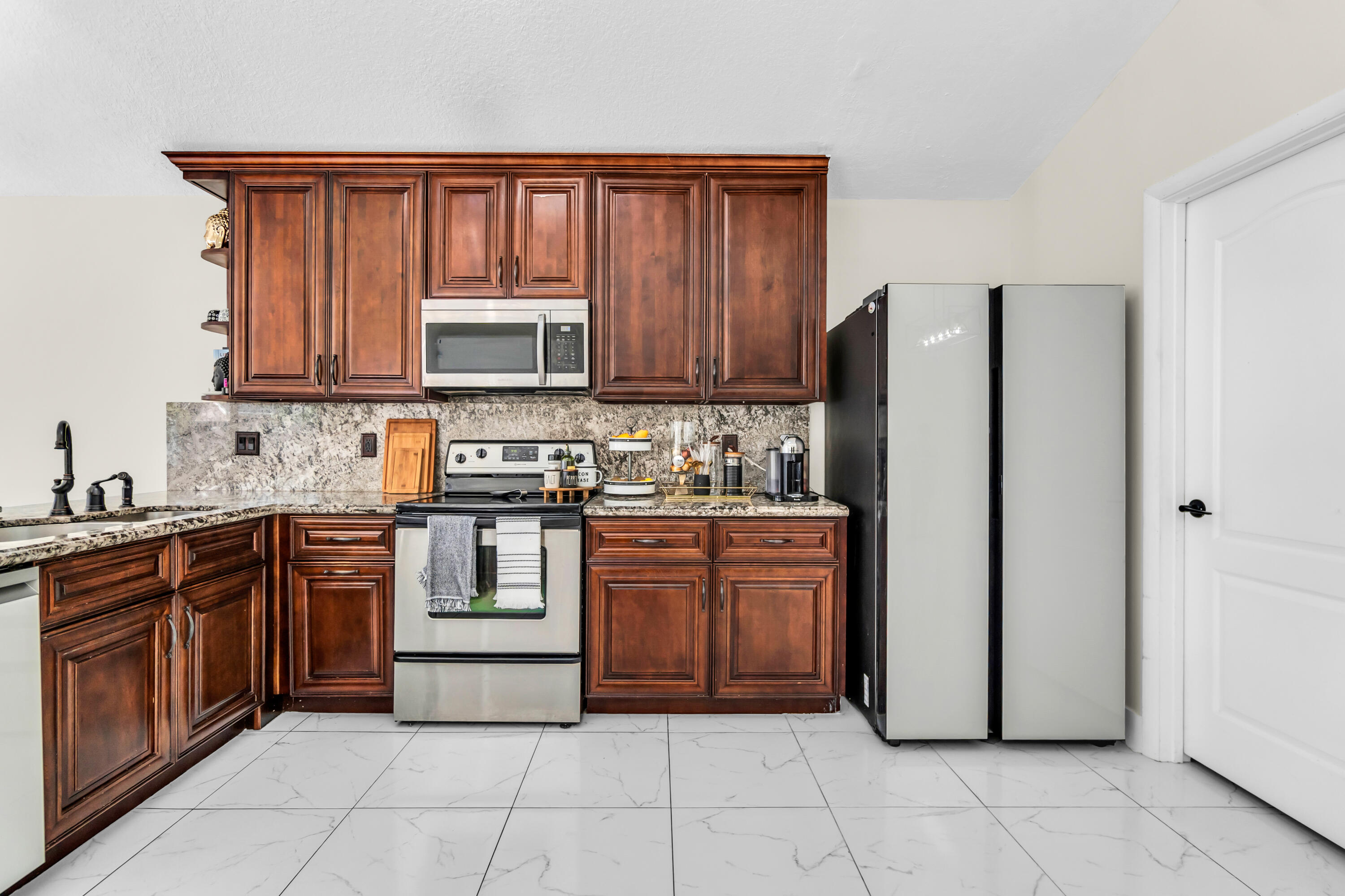 22625 Blue Fin Trail Boca Raton, FL 33428 - Photo 12 of 35 Kitchen