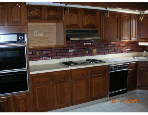 136 Brook Road Quincy, MA 02169 - Photo 5 of 7 Gallery Image 5