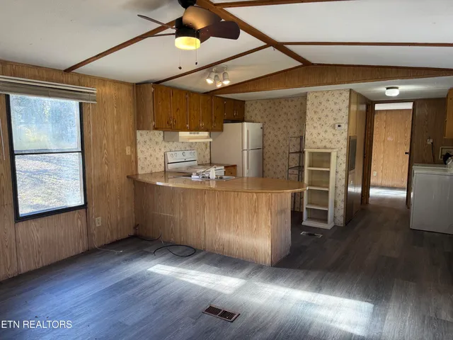 $64,900 | 459 Siler Street, Jellico, TN 37762