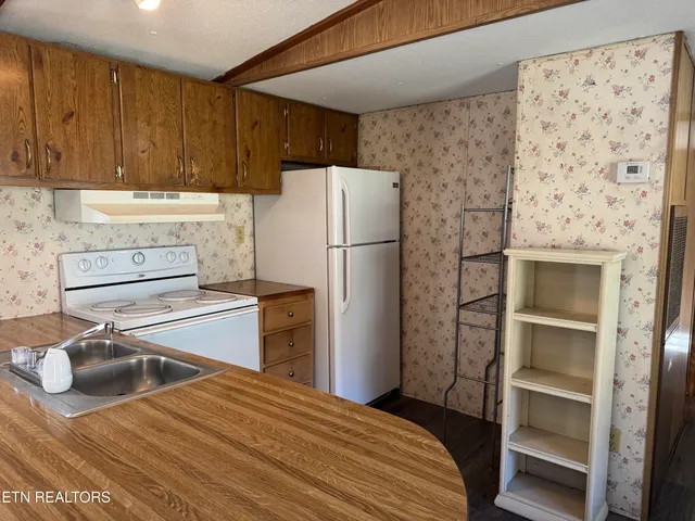 $64,900 | 459 Siler Street, Jellico, TN 37762