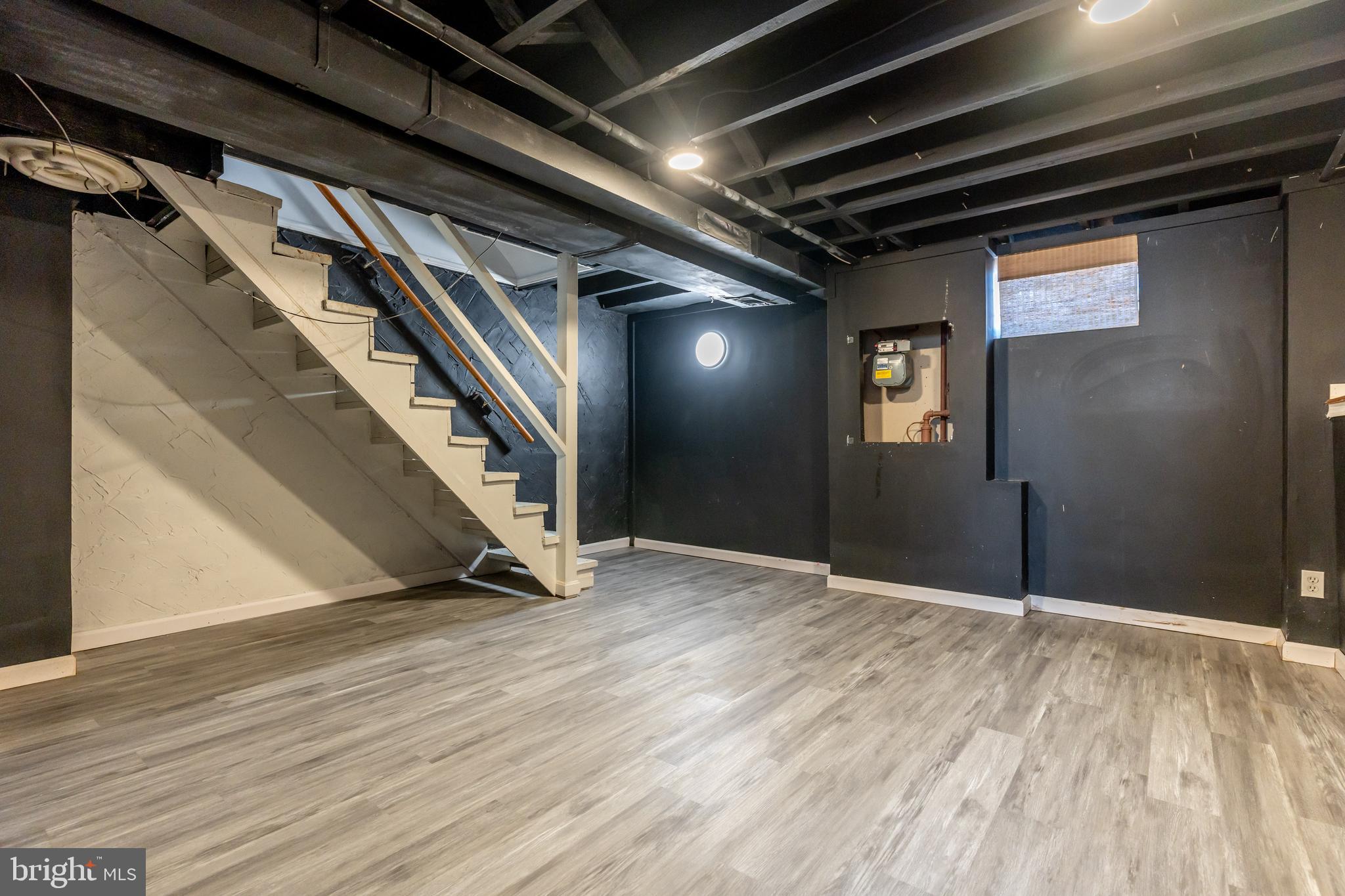 577 Welbrook Road Baltimore, MD 21221 - Photo 22 of 31 a view of an empty room