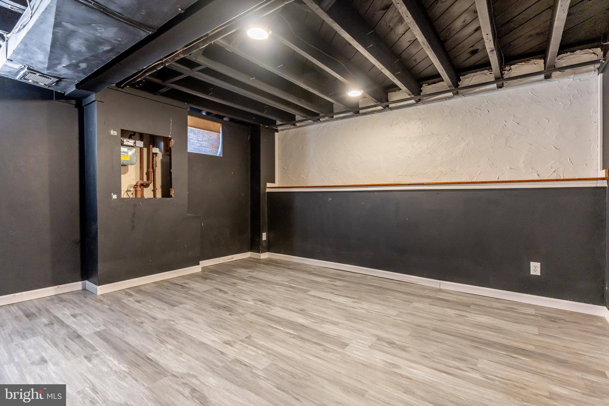 577 Welbrook Road Baltimore, MD 21221 - Photo 23 of 31 a view of an empty room