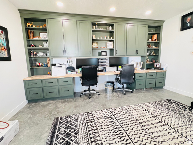 100 Whit Lane Georgetown, ID 83239 - Photo 23 of 76 Home office featuring built in features and built in desk