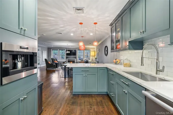 $899,000 | 21 Croton Lake Road, Unit 6, Katonah, NY 10536