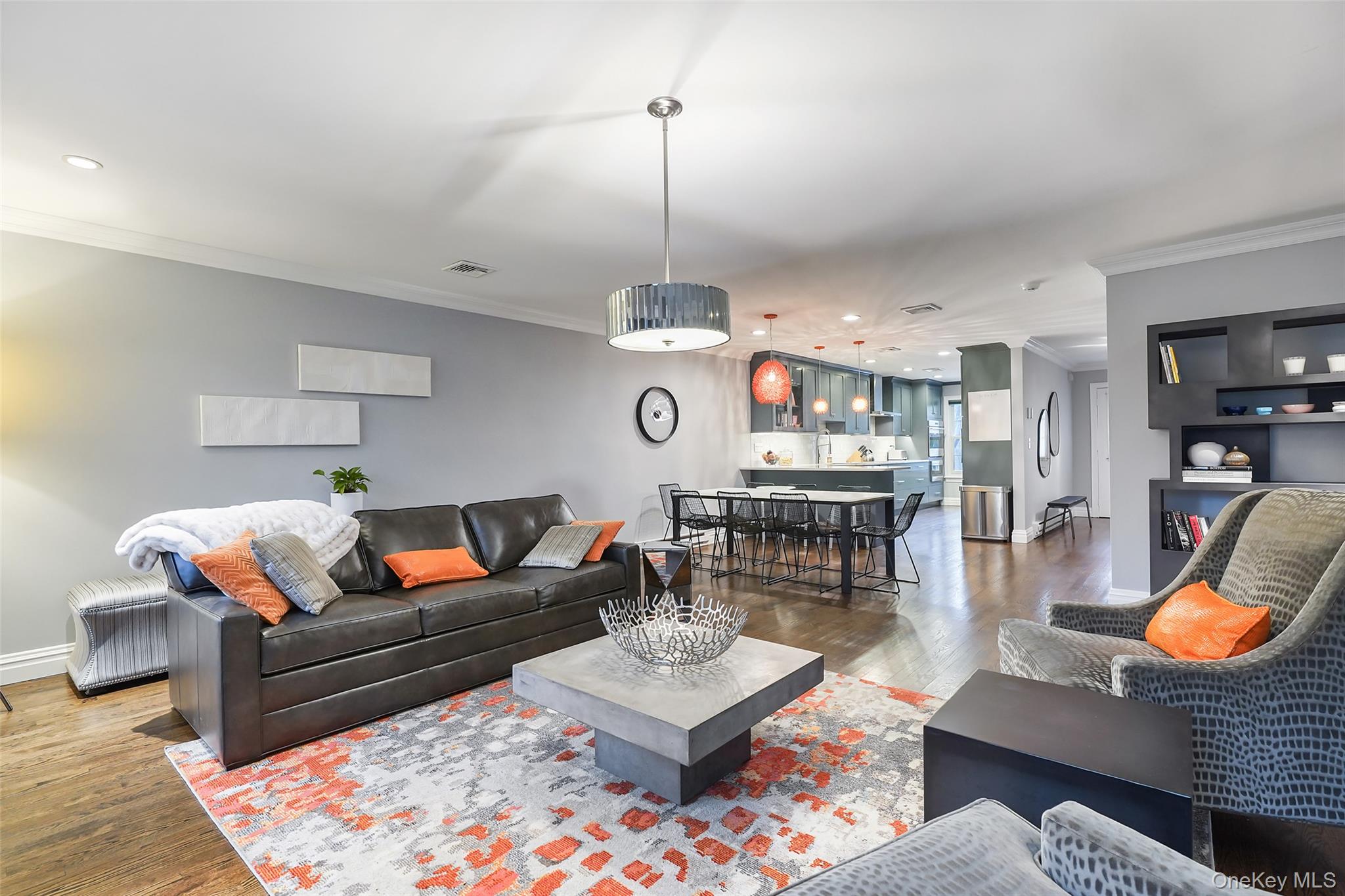 21 Croton Lake Road, Unit 6 Katonah, NY 10536 - Photo 2 of 31 Wonderful open living/dining/kitchen area