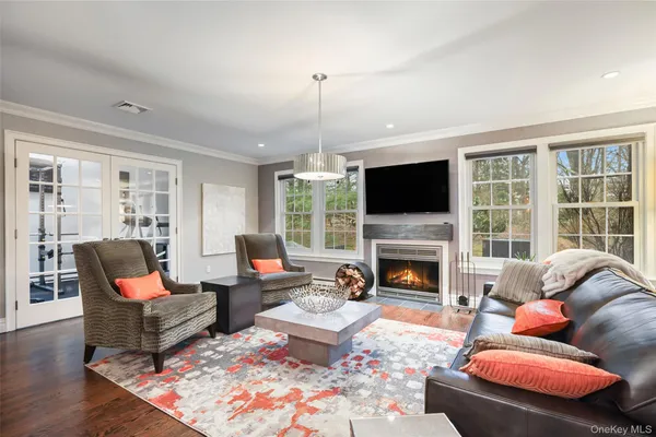 $899,000 | 21 Croton Lake Road, Unit 6, Katonah, NY 10536