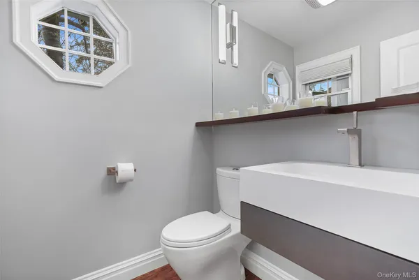 $899,000 | 21 Croton Lake Road, Unit 6, Katonah, NY 10536