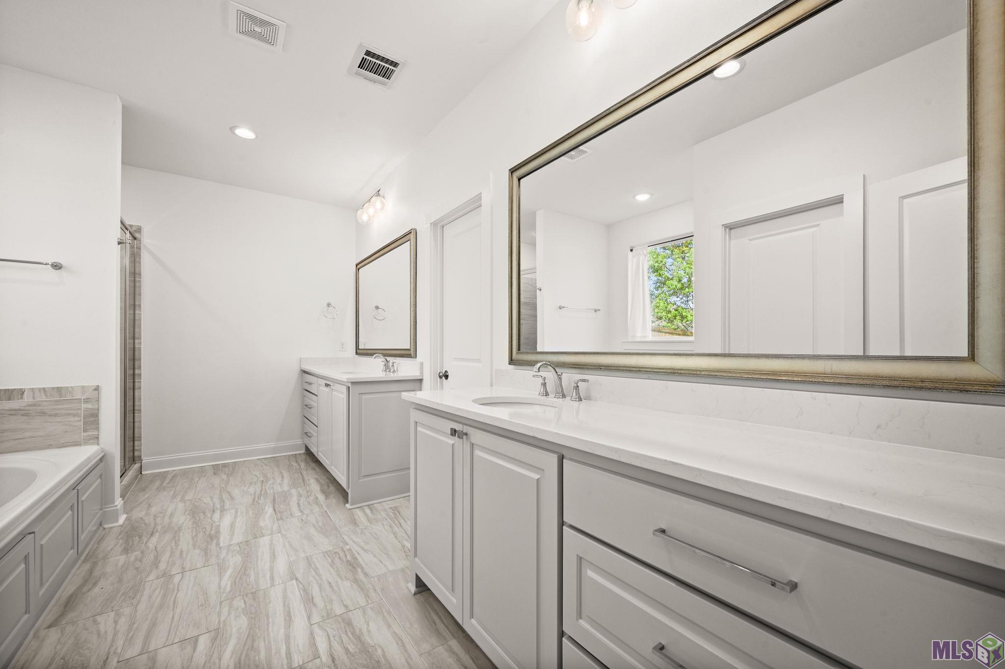 10104 Clarks Ferry Baton Rouge, LA 70817 - Photo 11 of 27