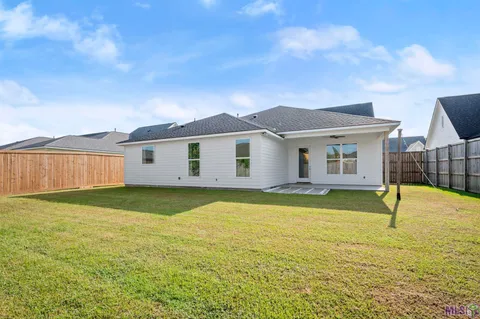 $418,000 | 10104 Clarks Ferry, Baton Rouge, LA 70817