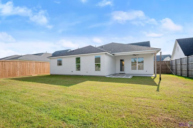 $418,000 | 10104 Clarks Ferry, Baton Rouge, LA 70817