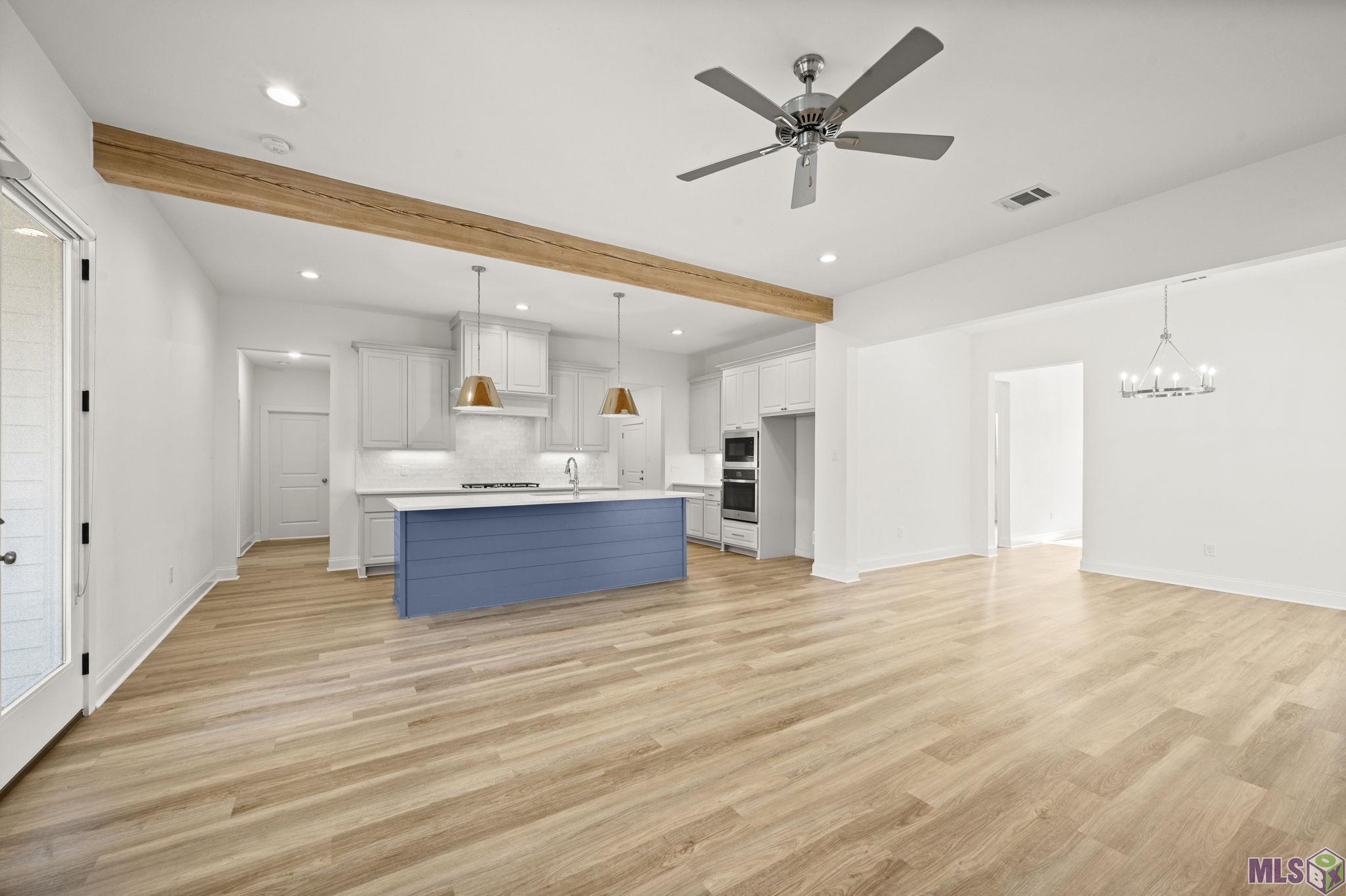 10104 Clarks Ferry Baton Rouge, LA 70817 - Photo 3 of 27