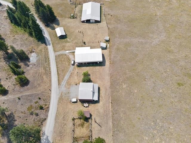 332 Jermain Road Newport, WA 99156 - Photo 3 of 40
