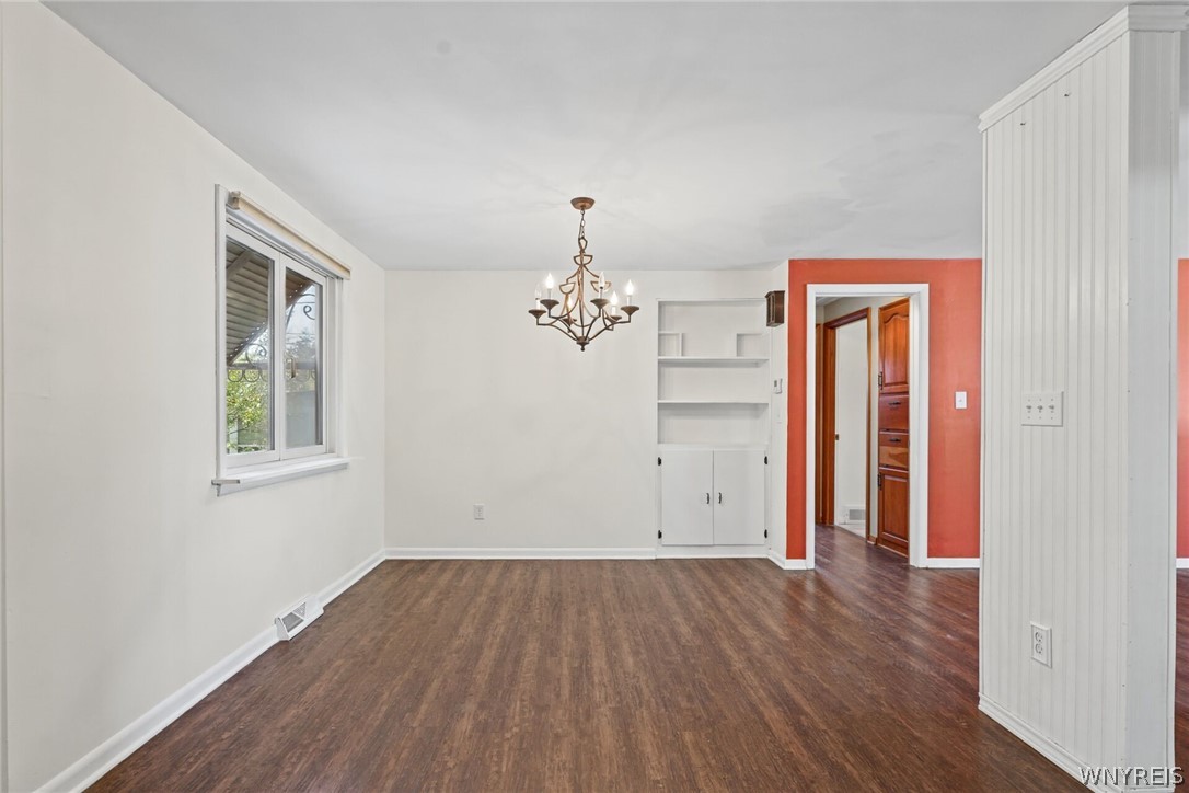 297 Rehm Road Cheektowaga, NY 14043 - Photo 7 of 38 Gallery Image 7