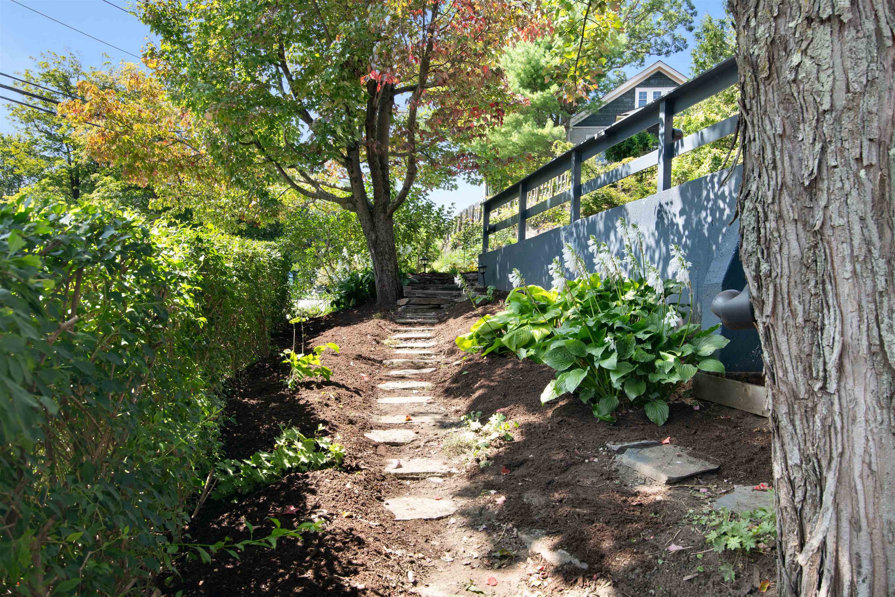 219 High Street, Unit 3 Brattleboro, VT 05301 - Photo 2 of 23