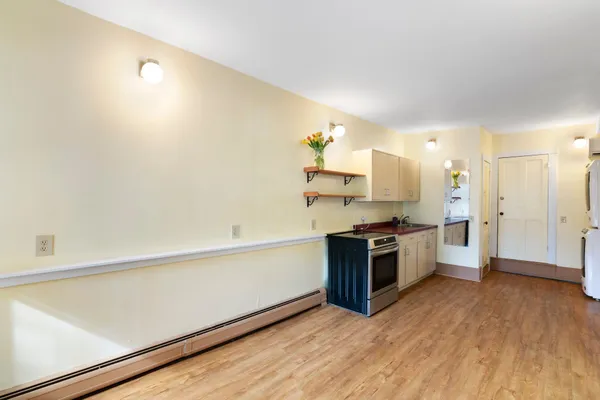 $159,000 | 219 High Street, Unit 3, Brattleboro, VT 05301