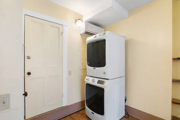 $159,000 | 219 High Street, Unit 3, Brattleboro, VT 05301