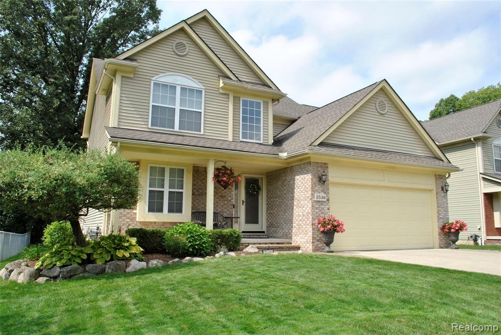 3536 Samuel Avenue Rochester Hills, MI 48309 - Photo 1 of 43