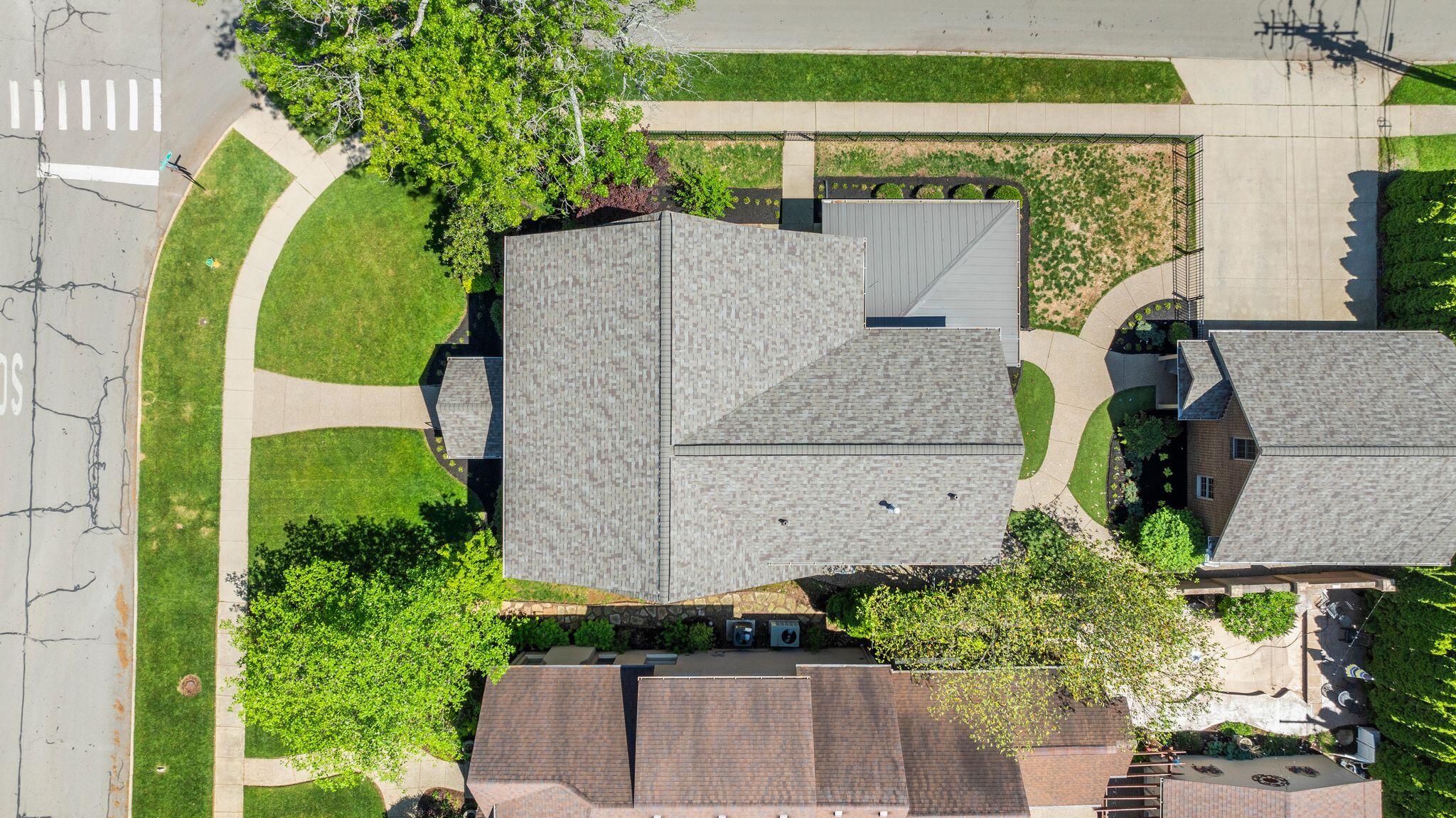 201 Romany Road Lexington, KY 40502 - Photo 52 of 78 10_Copy of DJI_0945