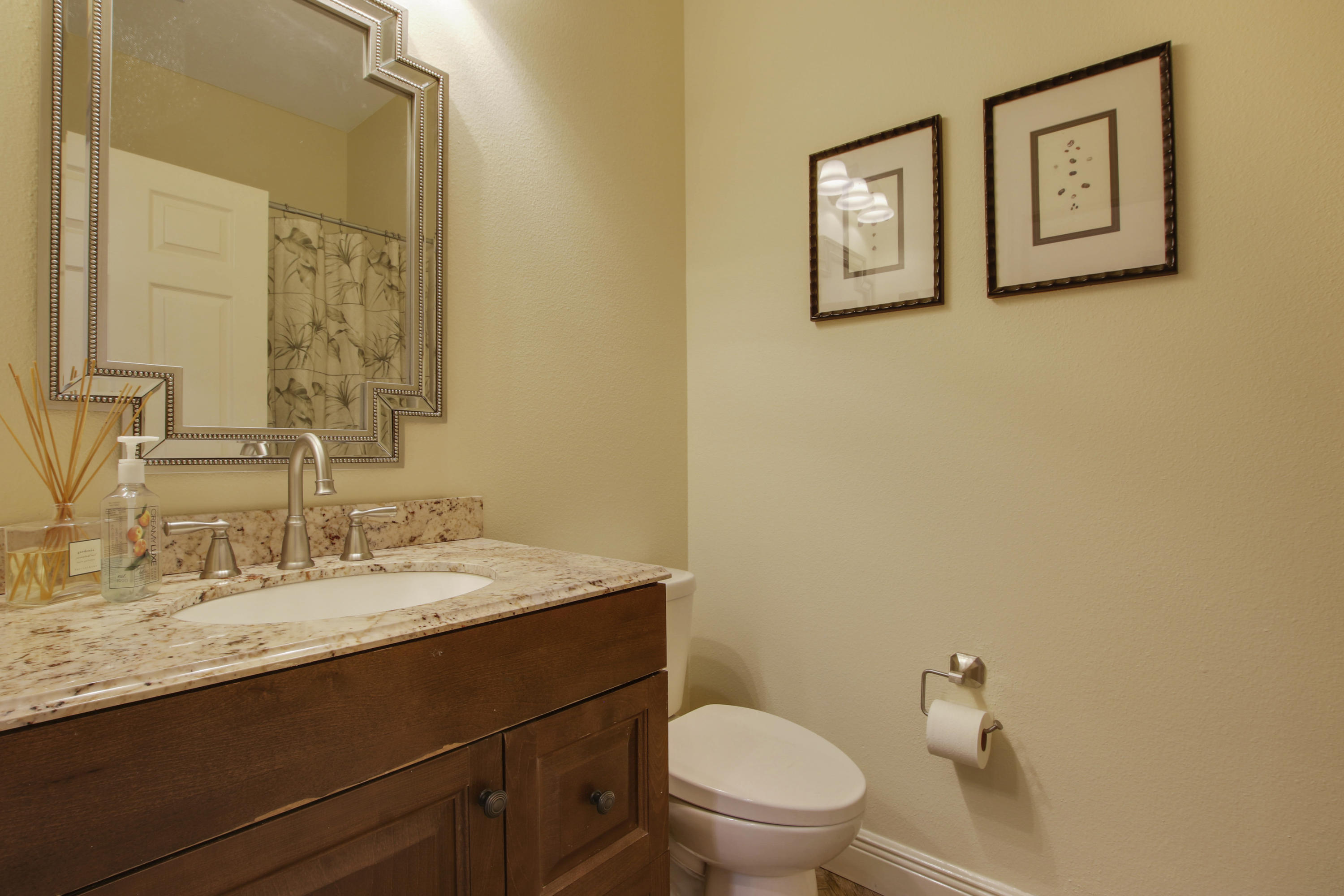 2154 Southwest Panther Trace Stuart, FL 34997 - Photo 21 of 45 First floor full bathroom