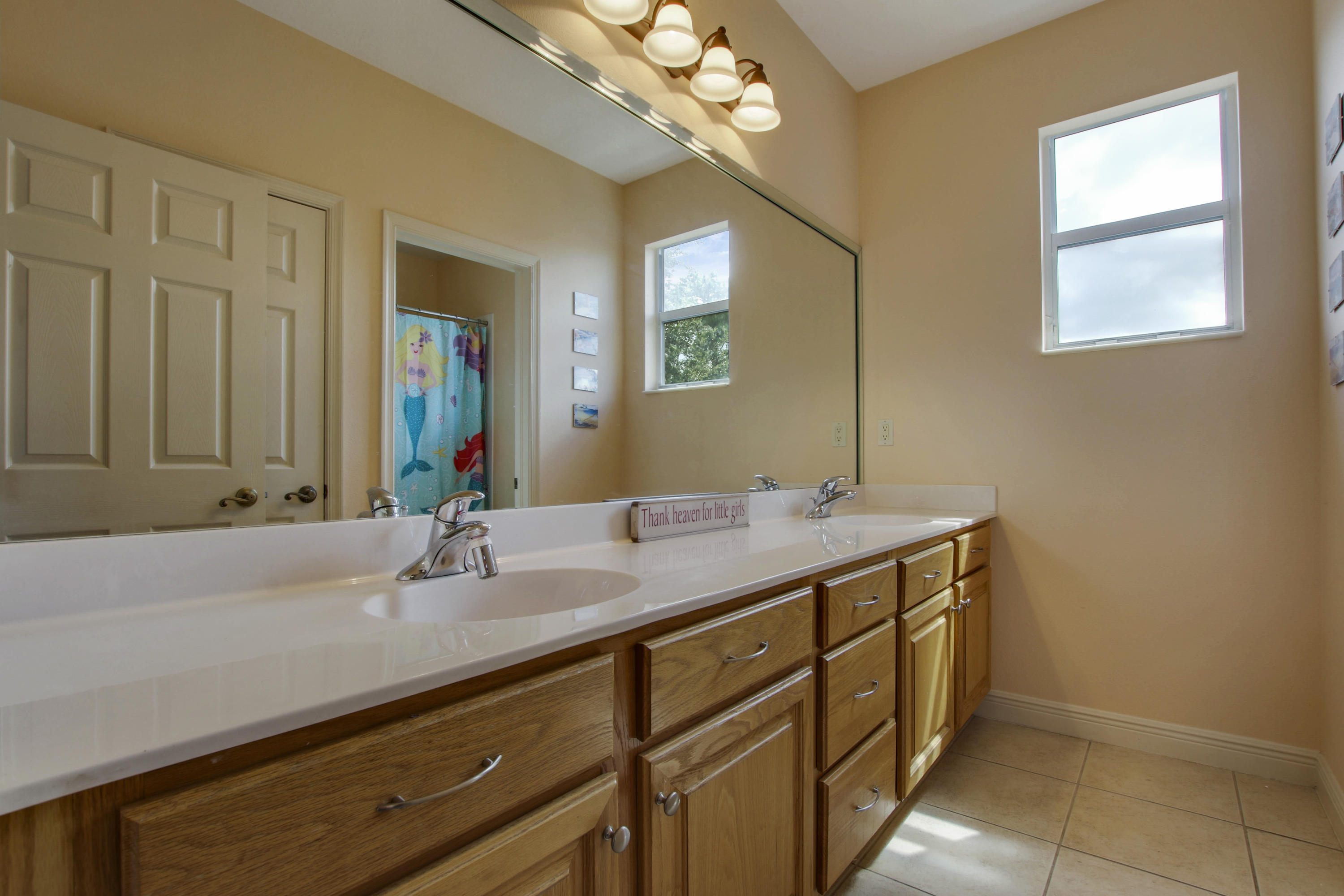 2154 Southwest Panther Trace Stuart, FL 34997 - Photo 25 of 45 Upstairs full bathroom