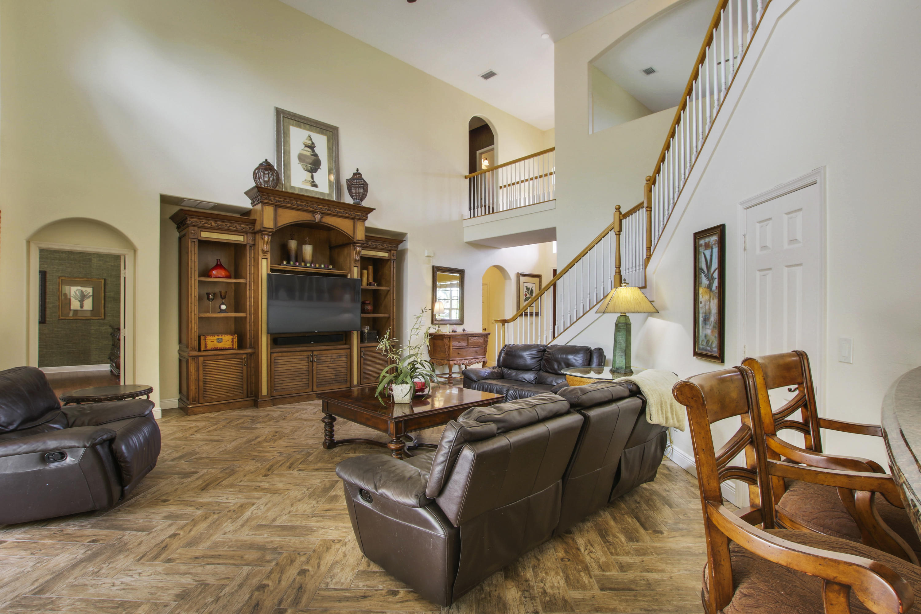 2154 Southwest Panther Trace Stuart, FL 34997 - Photo 6 of 45 Living room