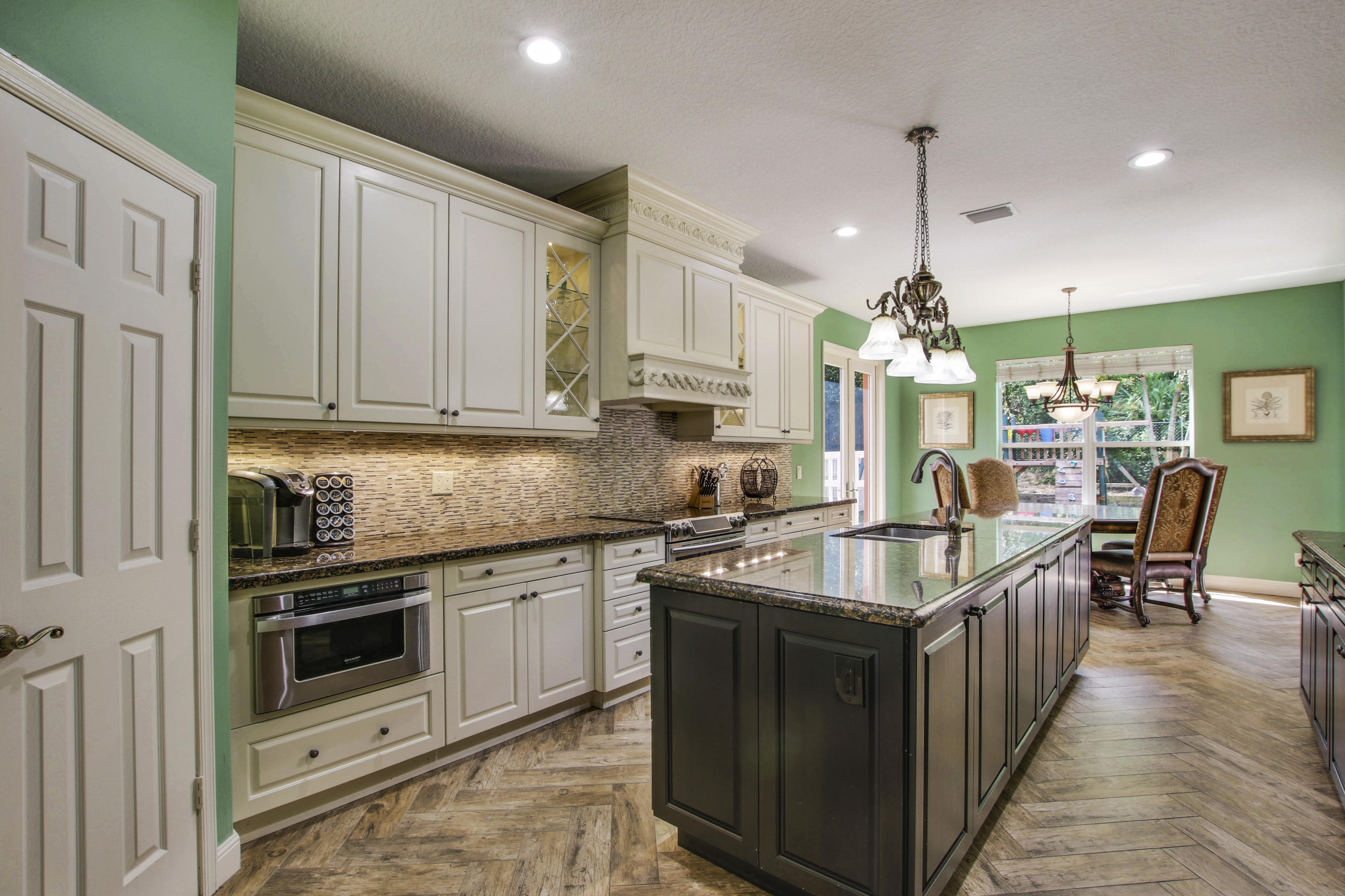2154 Southwest Panther Trace Stuart, FL 34997 - Photo 10 of 45 Gourmet kitchen