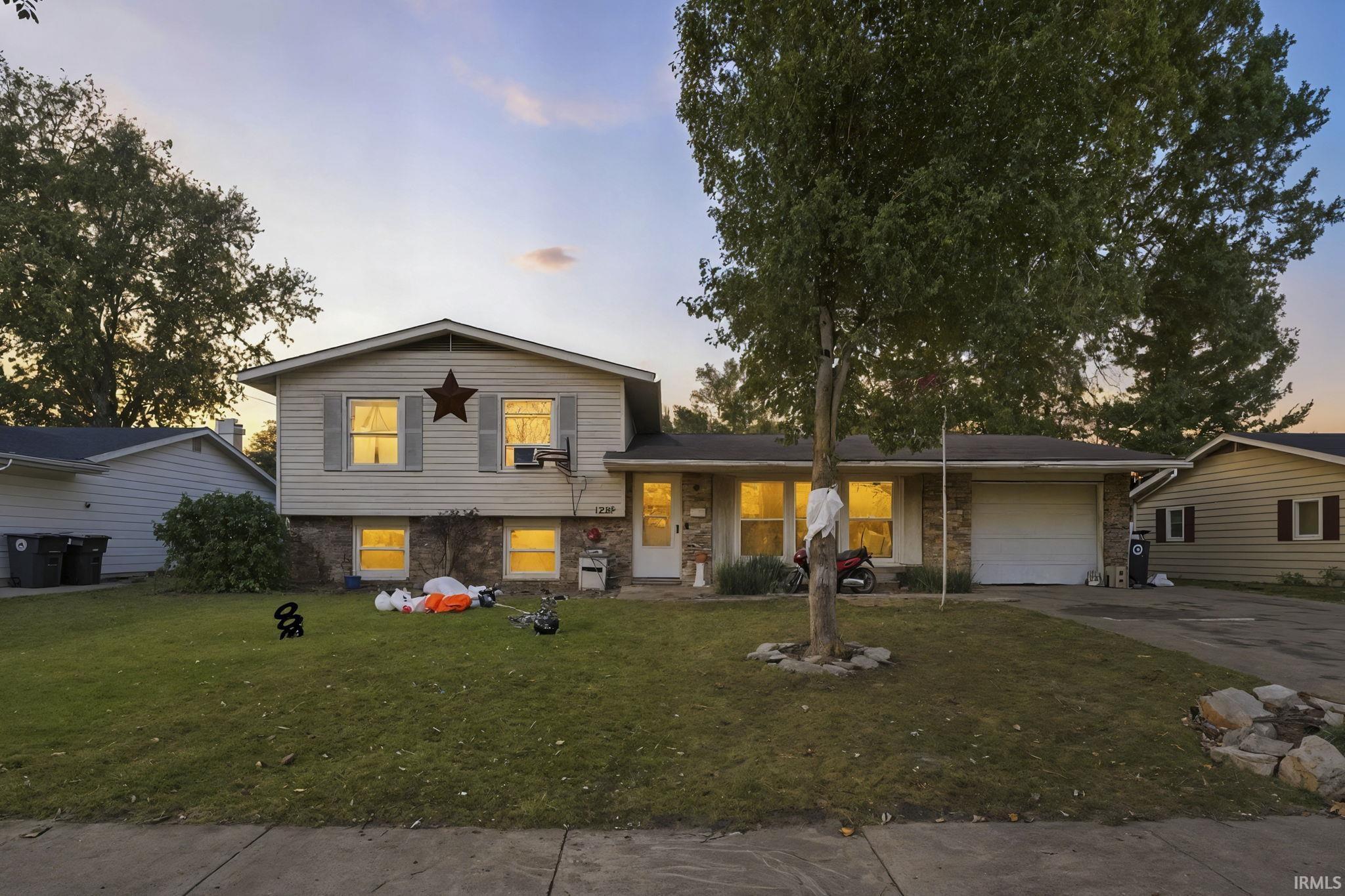 1922 Legoma Drive Fort Wayne, IN 46819 - Photo 1 of 35