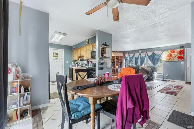 $199,900 | 1922 Legoma Drive, Fort Wayne, IN 46819