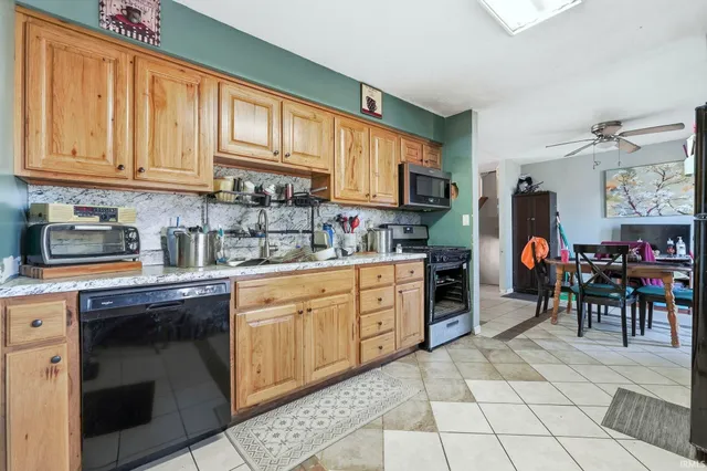 $199,900 | 1922 Legoma Drive, Fort Wayne, IN 46819