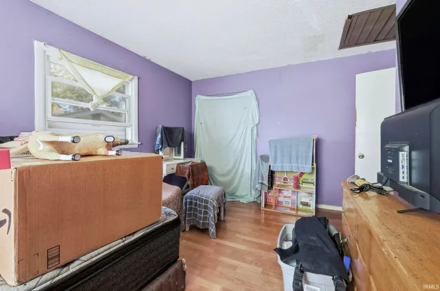 $199,900 | 1922 Legoma Drive, Fort Wayne, IN 46819