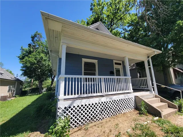 $137,900 | 3319 Mitchell Avenue, St. Joseph, MO 64507