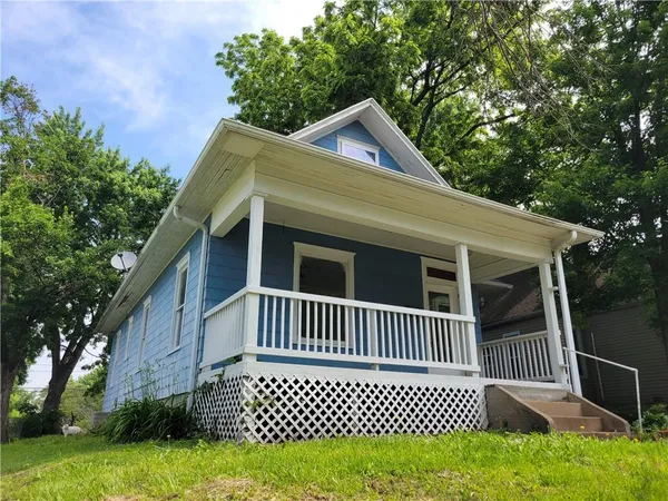 $137,900 | 3319 Mitchell Avenue, St. Joseph, MO 64507